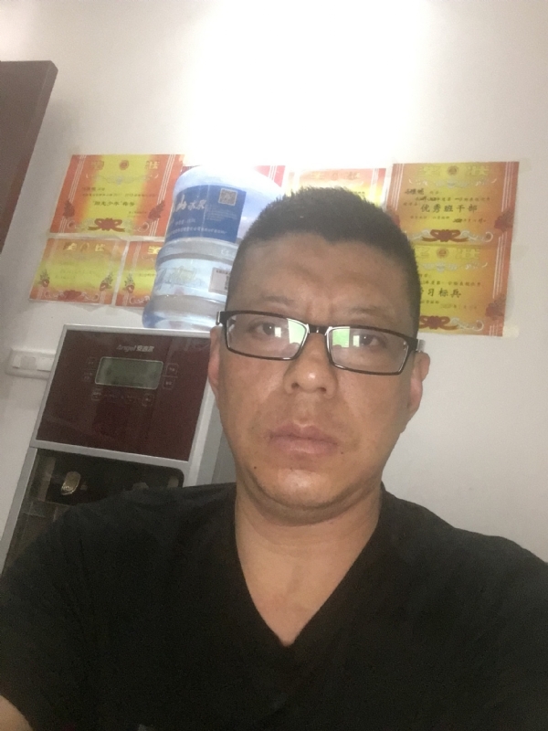 牵手的第二张照片--贵州蓝颜知己交友网