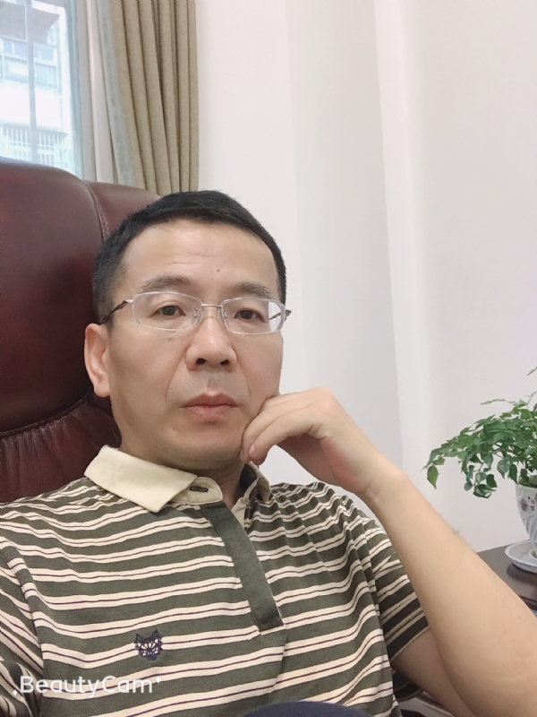 屯里的富豪的第二张照片--贵州蓝颜知己交友网