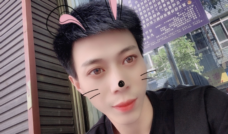 酒伴你的第一张照片--贵州蓝颜知己交友网