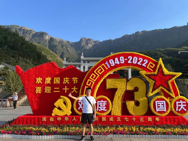 智轩的第一张照片--贵州蓝颜知己交友网