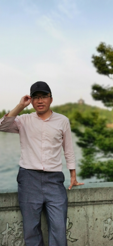 大叔有点忙的第三张照片--贵州蓝颜知己交友网