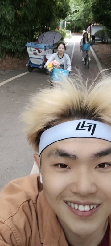 求安稳的第一张照片--贵州蓝颜知己交友网